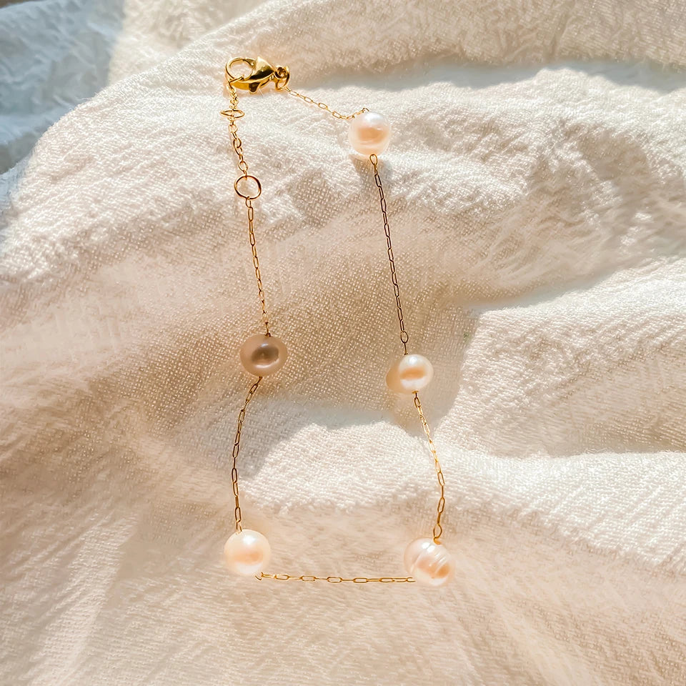 Vera Vintage Pearl Link Bracelet