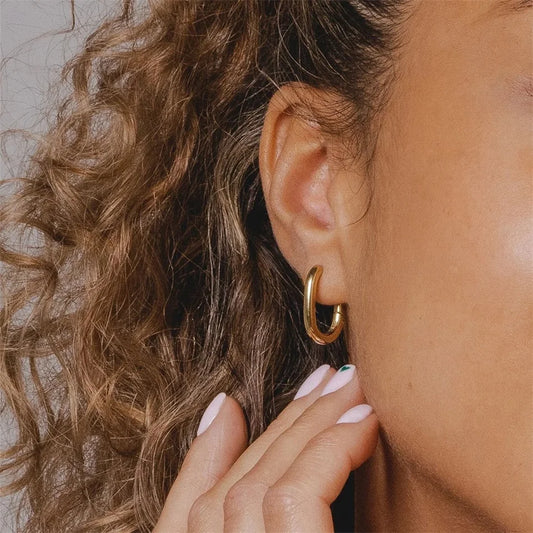 Thea Vintage Curve Earrings