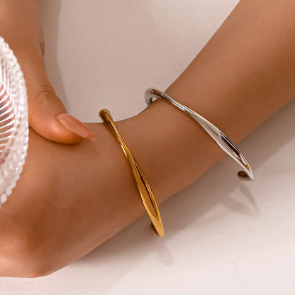 Victoria Irregular Bangle Bracelet