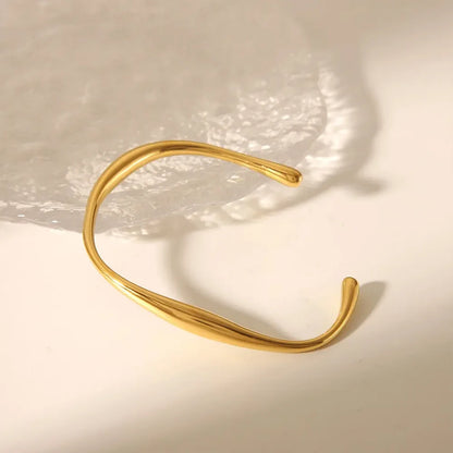 Victoria Irregular Bangle Bracelet