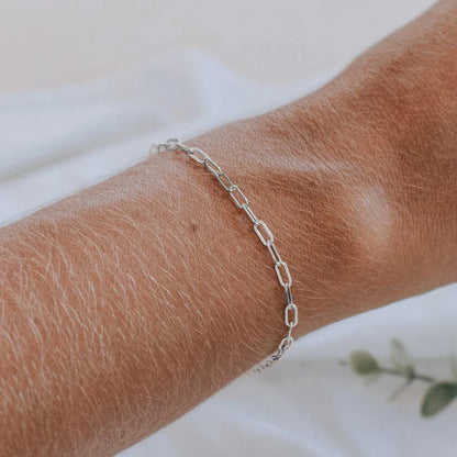 Nova Paperclip Chain Bracelet